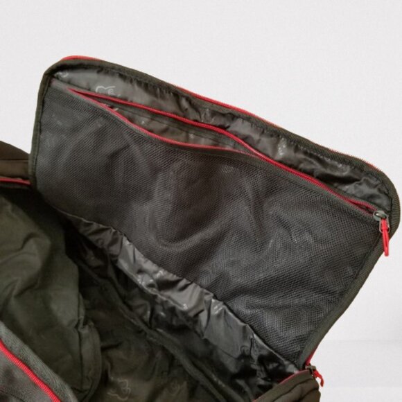 NWT! 519 Fitness Heavy-Duty Water-resistant Duffle Backpack w/Detachable Strap - Picture 5 of 10